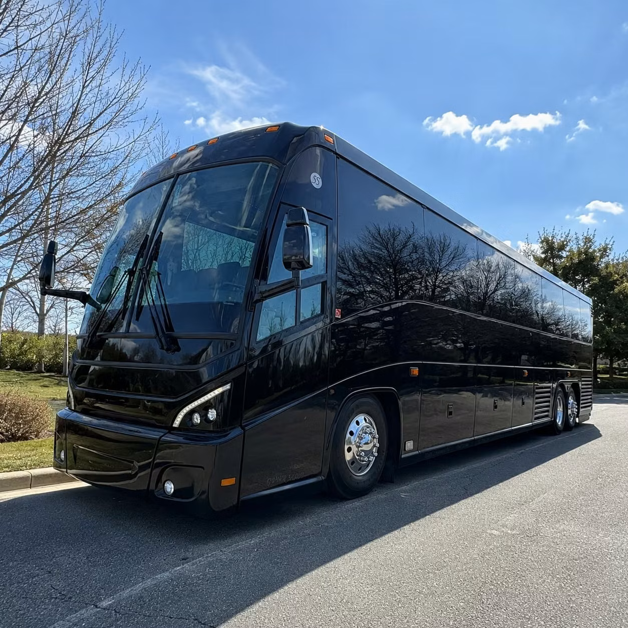 shuttle your thornton workforce between remote parking and the office without the headache