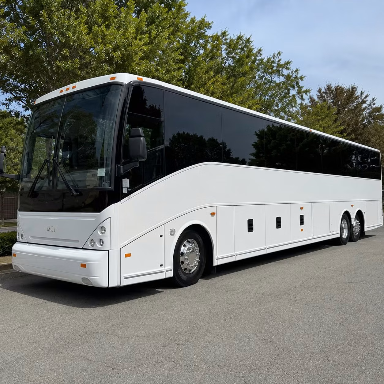 thornton airport shuttle services